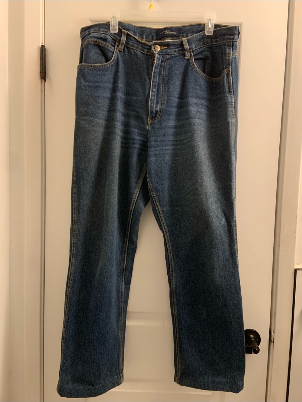 Relaxed Fit Men's Jeans in Dark Blue Wash